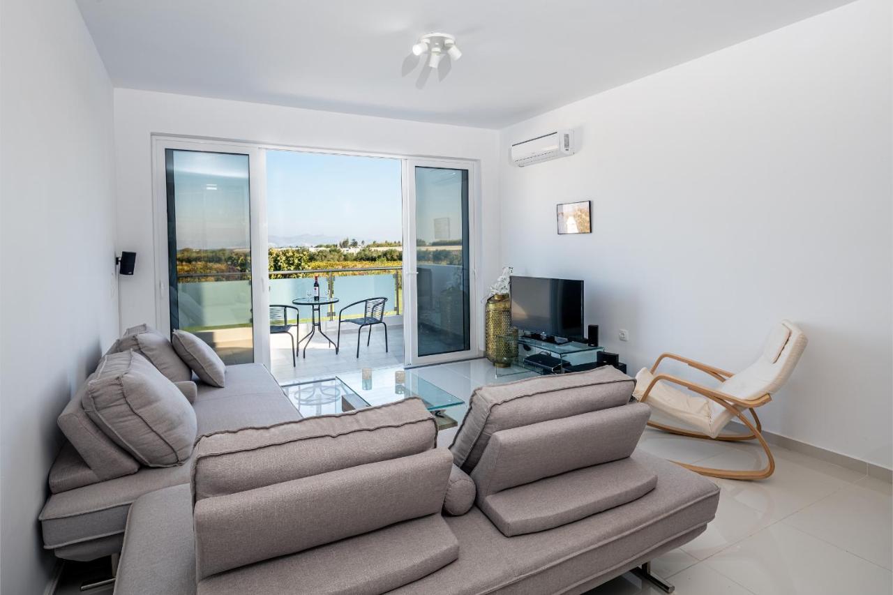 ASTERIA PEARL VILLA 2 with Rooftop Jacuzzi Tigaki Zewnętrze zdjęcie